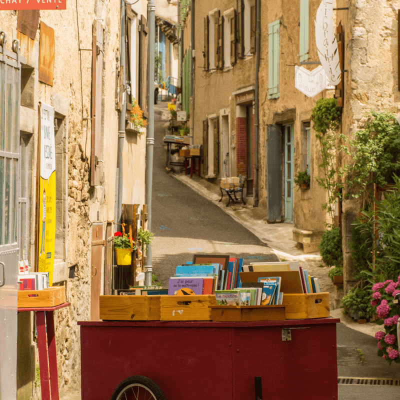 Montolieu, village du livre et des arts